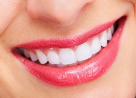 Top 8 Cách làm trắng răng đơn giản tại nhà