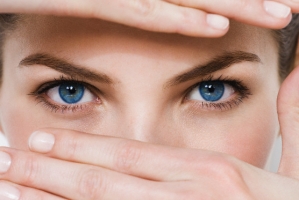 Top 9 Thói quen gây hại cho đôi mắt bạn nên biết